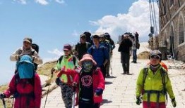 徒步逍遥在线观看,在线探索自然之美